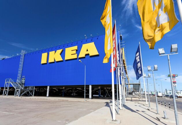  Efter sommaren kommer Ikea att börja sälja solcellspaket i Sverige.