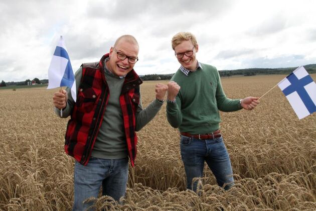 Erik Perklén och Staffan Björkell, lantbrukare från södra Finland, vann tillsammans med Fredrik Bodin, växtodlingssäljare på Lantmännen i Skåne, tävlingen Vetemästaren som arrangeras av Lantmannen.