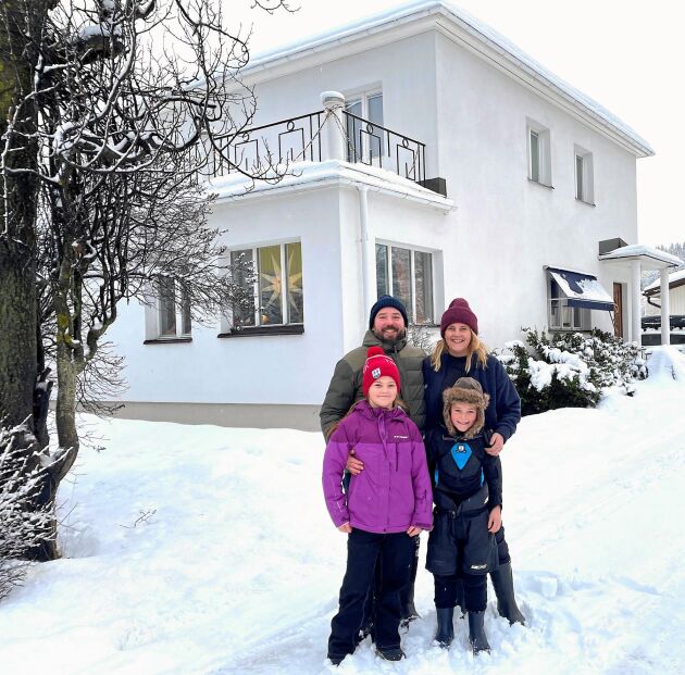  Marcus och Sara Rauch Lindberg med barnen Miranda och Henry, flyttade bort från Stockholms innerstad. Foto: Privat. 