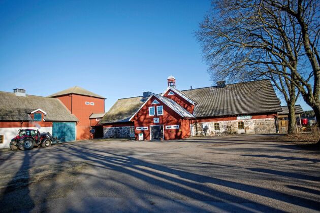  Per var tidig med ekologisk produktion hemma på Björketorps gård.