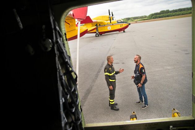  Giulio Bernabei koordinerar vattenbombarnas flygningar. Han berättar bland annat att MSB efter branden i Västmanland 2014 besökte Italien för att lära sig mer om brandbekämpning från luften.