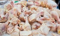 Kycklingfabrik öppnar igen efter fuskskandal