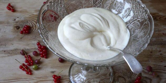 Råkräm – världens snabbaste hemmagjorda vaniljdröm