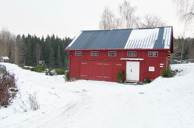  Gårdsbutiken är inrymd i ett gammalt vinterbonat sädesmagasin med vinklar och vrår 