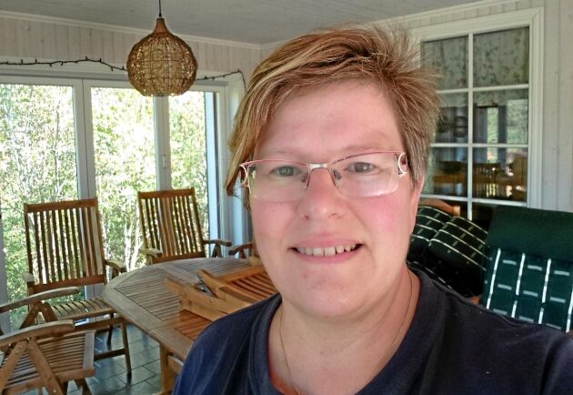 Annie Svensson, Stora Ljungbo, Valdemarsvik, räknar med att torkan kostar henne runt en miljon kronor och tror att krispaketet kan ge gården ett stöd på 60 000 kronor. 