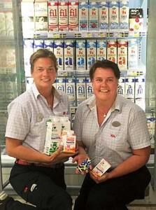 Sara Carlén och Kicki Söderström på Ica Supermarket Sörberge.