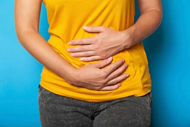  Magsjuka innebär att du snabbt insjuknar med kräkningar, feber och ibland diarré.
